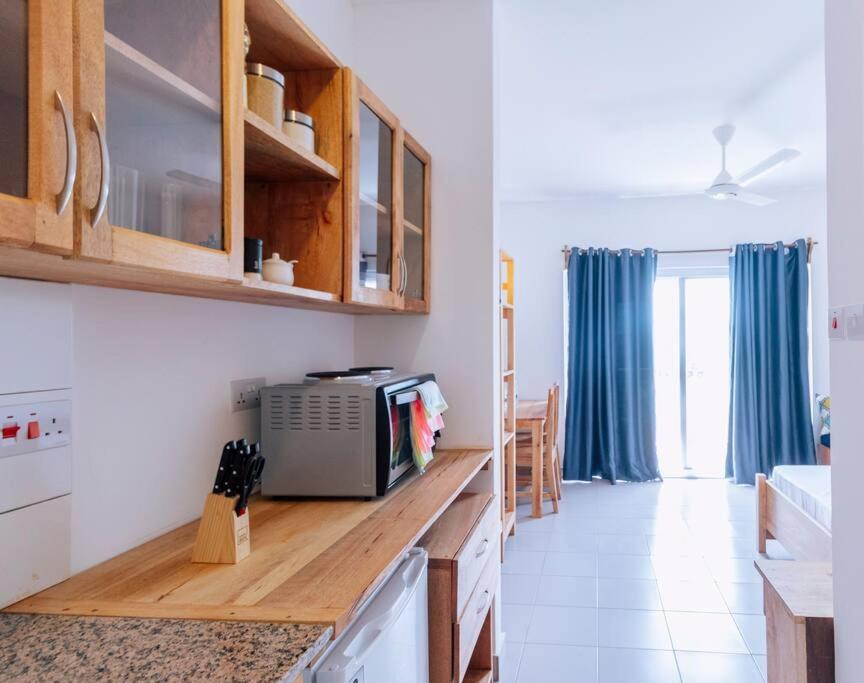 Apartment B8-03 Studio, 22, Mwangani